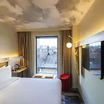 Ibis Center 3*