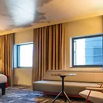 Ibis Center Готель Львів
