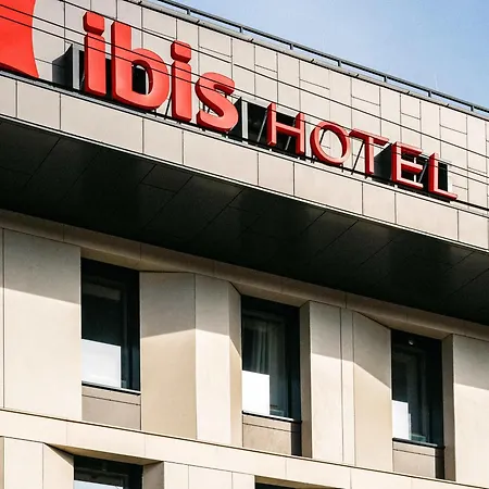 Ξενοδοχείο Ibis Center 3*