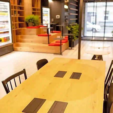 Ibis Center Hotel 3*