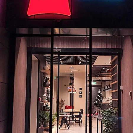 Hotel Ibis Center 3*