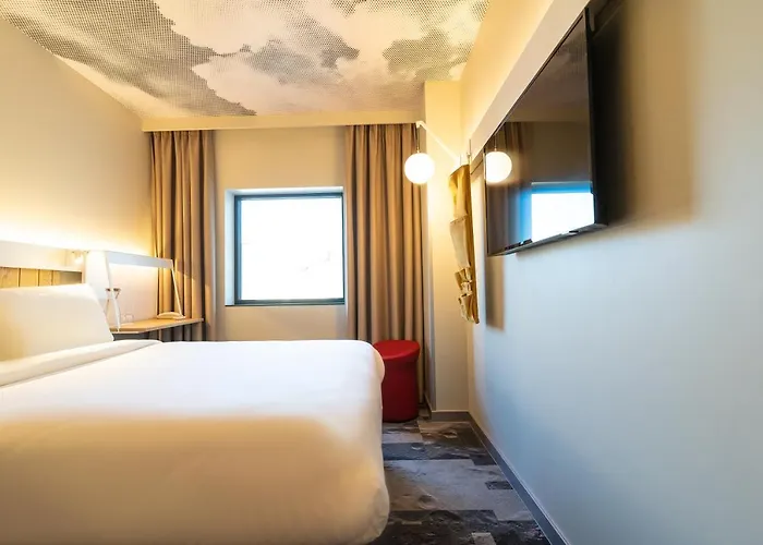 Ibis Center 3* إلفيف