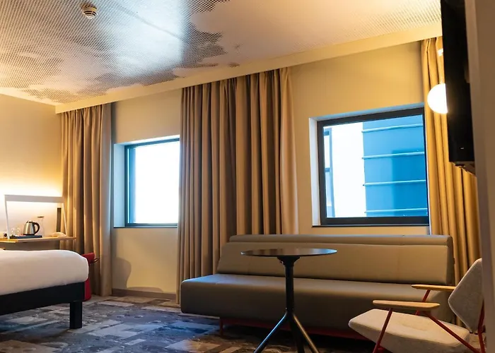 Ibis Center 3* إلفيف