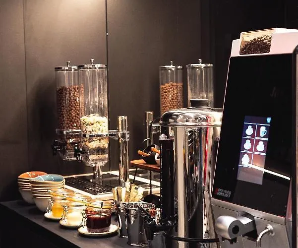 Ibis Center إلفيف