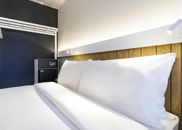 Ibis Center 3* إلفيف