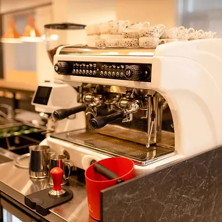 Ibis Center Hotel 3*