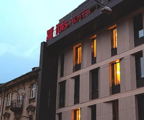 Ibis Center Hotel 3*